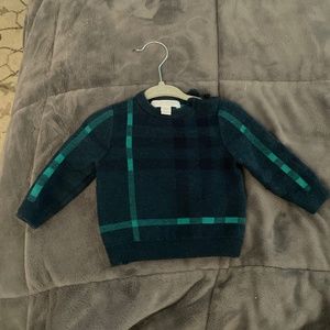 Burberry sweater